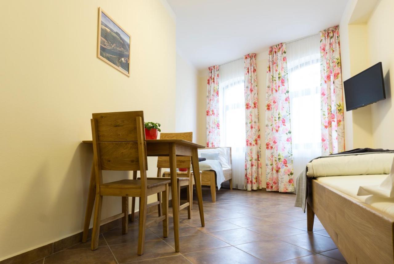 Penzion Ruze Benesov nad Ploucnici Exterior foto